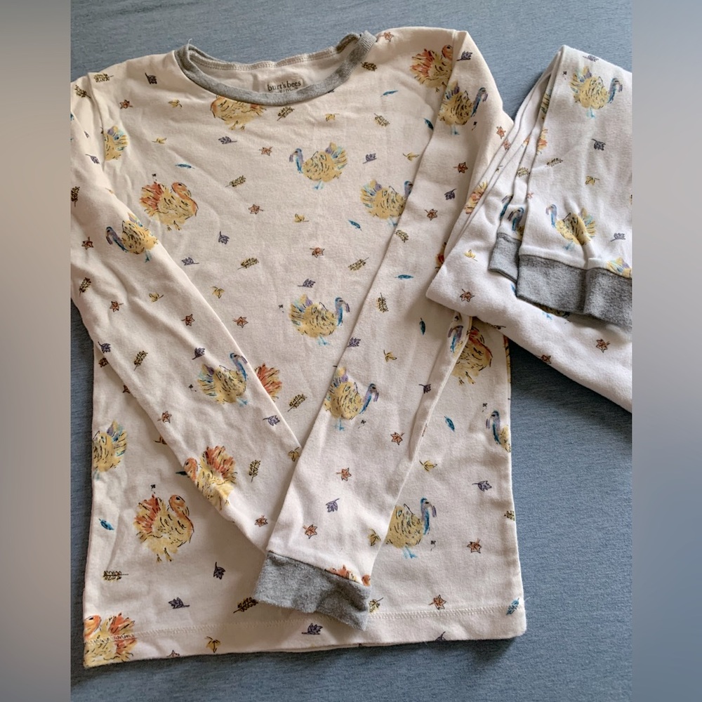 EUC! Nordstrom kid pajama set